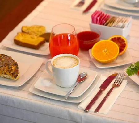 Messenion Hotell 4*