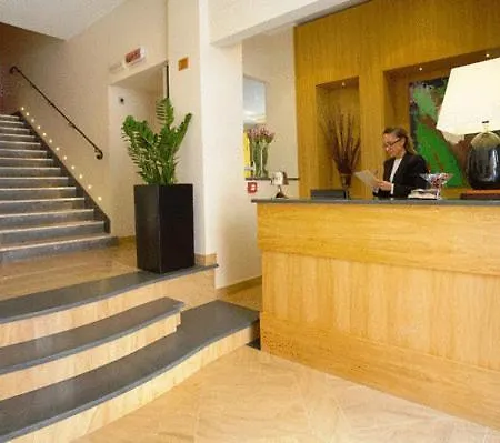 Hotell Messenion