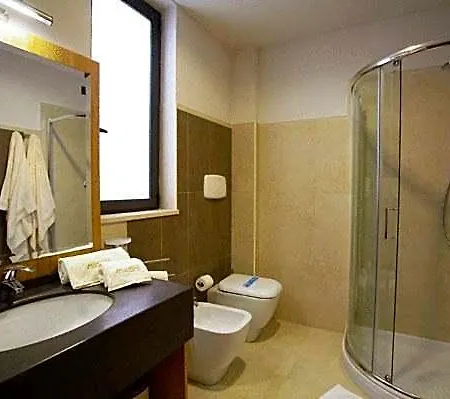 Hotell Messenion