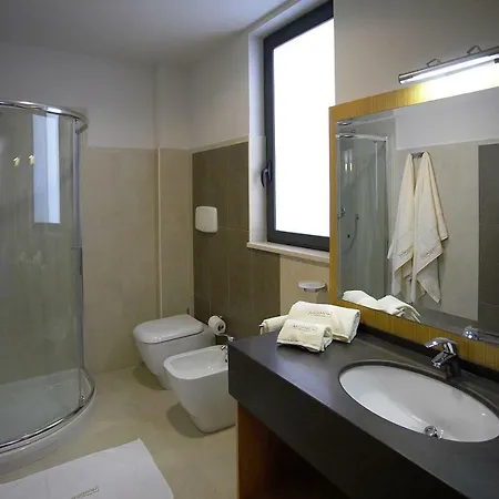 Hotell Messenion 4*